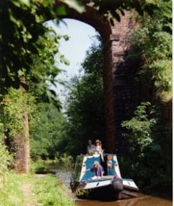 Shropshire Union Canal high bridge