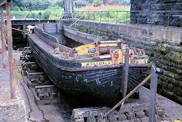 Wooden Mersey Flat