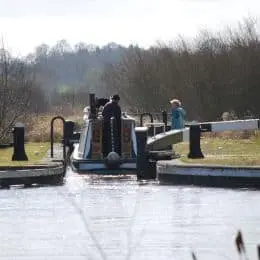 The shallow Graham Palmer lock